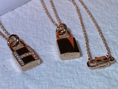 [Elowen Jewels]HM ADVANCED NICHE LOCK HEAD NECKLACE DIAMONDS