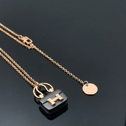 [Elowen Jewels]WOMEN'S HM AMULETTES CONSTANCE PENDANT NECKLACE