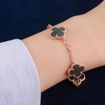[Elowen Jewels] CLOVER 5 MOTIF GRAY MOP BRACELET COLLECTION