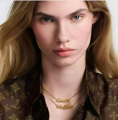 [Elowen Jewels]LV Script Necklace