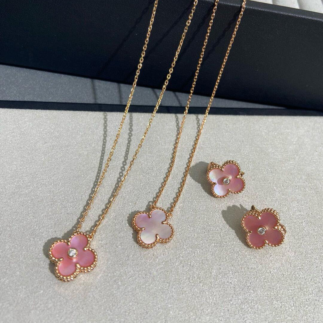 [Elowen Jewels]CLOVER MEDIUM 1 DIAMOND PINK EARRINGS