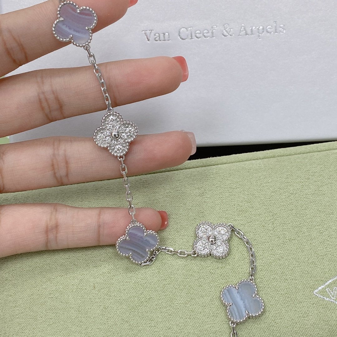[Elowen Jewels] CLOVER 5 MOTIF PURPLE CHALCEDONY BRACELET COLLECTION