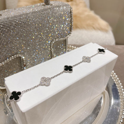 [Elowen Jewels] CLOVER 5 MOTIF ONYXS BRACELET COLLECTION