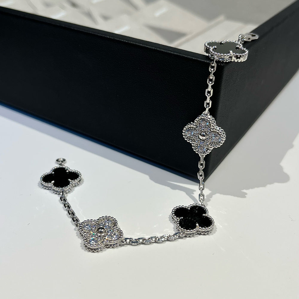 [Elowen Jewels] CLOVER 5 MOTIF ONYXS BRACELET COLLECTION
