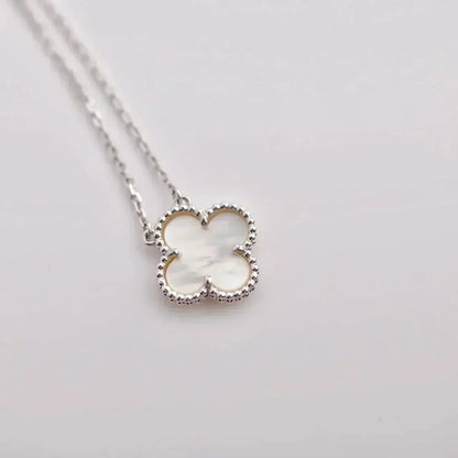 [Elowen Jewels]CLOVER  15MM WHITE MOTHER-OF-PEARL SILVER