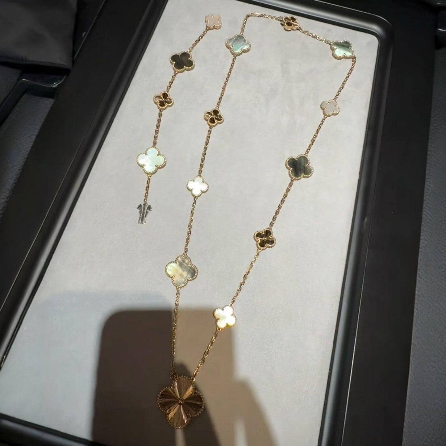 [Elowen Jewels]DETACHABLE CLOVER 15(11+4) FLOWER ROSE GOLD NECKLACE SET