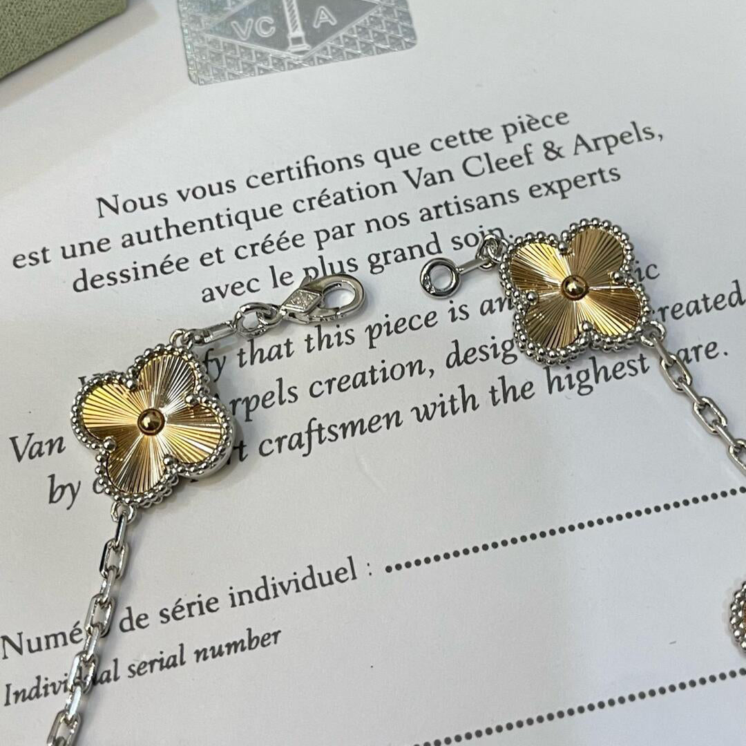 [Elowen Jewels]CLOVER  5 MOTIFS  CHRISTMAS LIMITED EDITION BRACELET