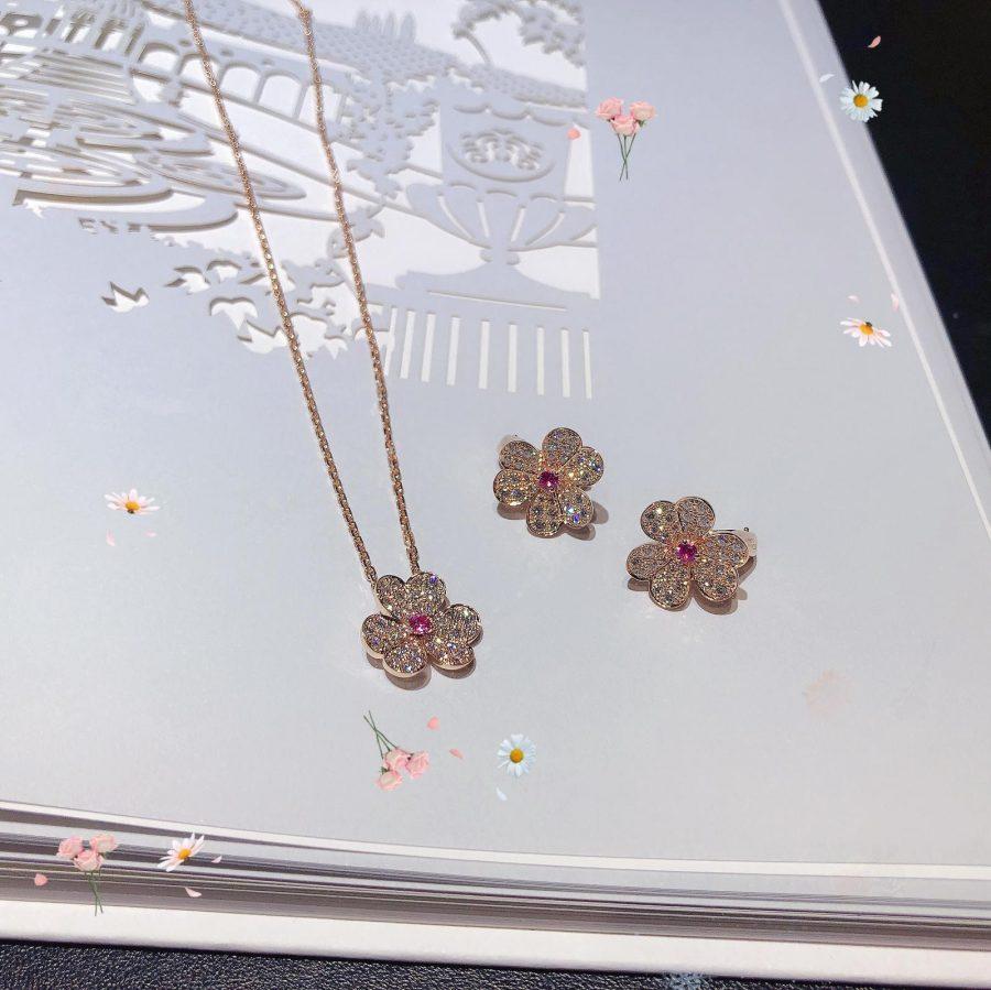 [Elowen Jewels]FRIVOLE ROSE GOLD FLOWER DIAMOND NECKLACE