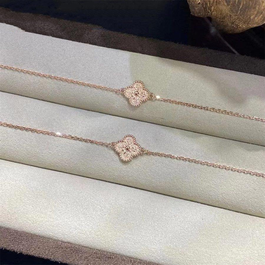 [Elowen Jewels]CLOVER SINGLE FLOWER BRACELET