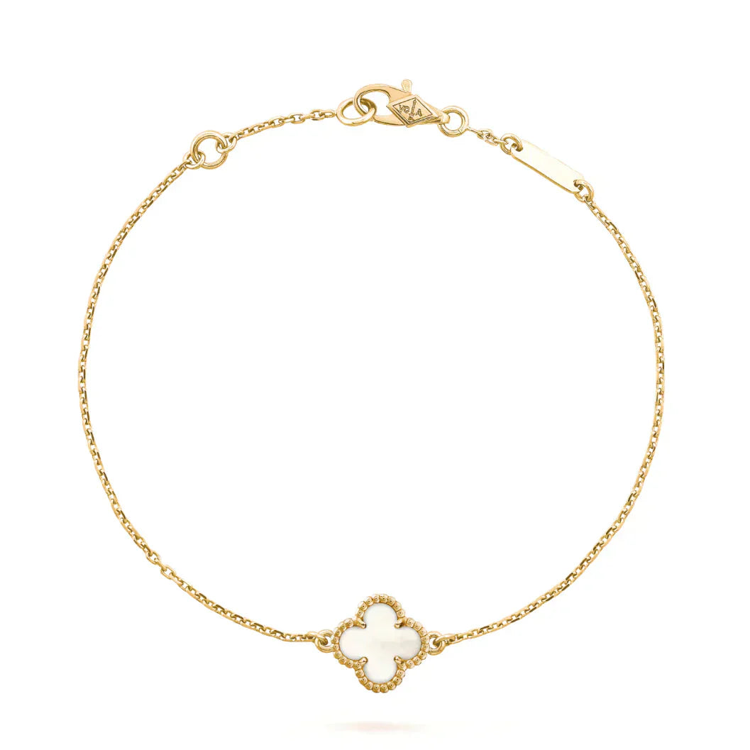 [Elowen Jewels]CLOVER WHITE MOP SINGLE FLOWER BRACELET