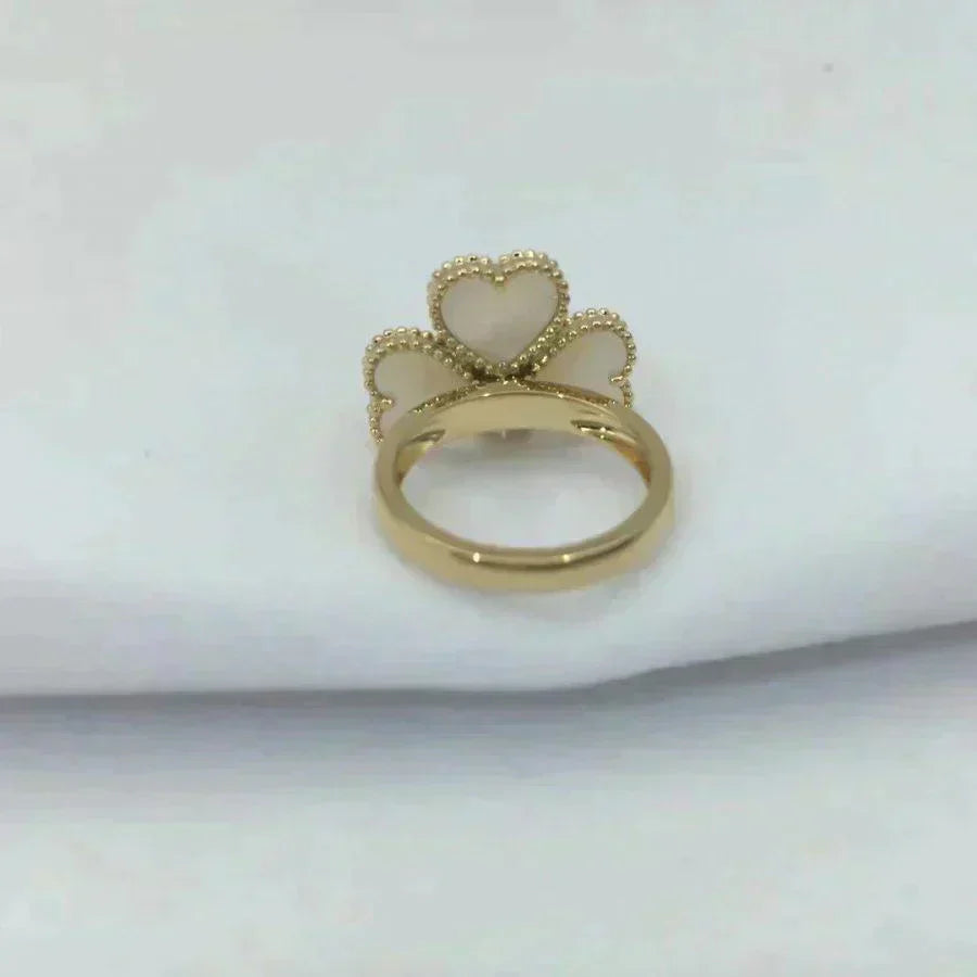 [Elowen Jewels]SWEET CLOVER WHITE MOP RING