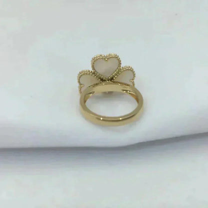 [Elowen Jewels]SWEET CLOVER WHITE MOP RING