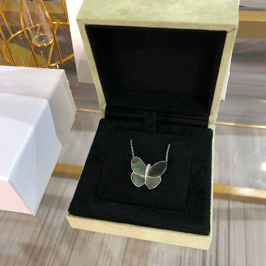[Elowen Jewels]LARGE BUTTERFLY SILVER PENDANT DIAMOND NECKLACE