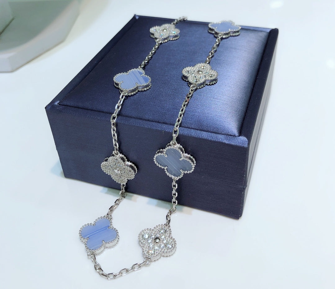 [Elowen Jewels]CLOVER 10 MOTIFS CHALCEDONY DIAMONDS SILVER NECKLACE