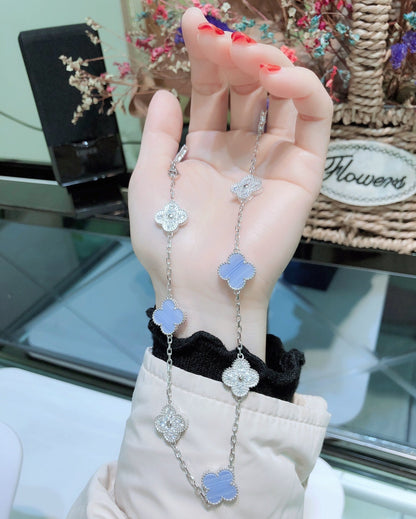 [Elowen Jewels]CLOVER 10 MOTIFS CHALCEDONY DIAMONDS SILVER NECKLACE
