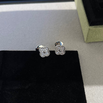 [Elowen Jewels]CLOVER MINI DIAMOND STUD EARRINGS