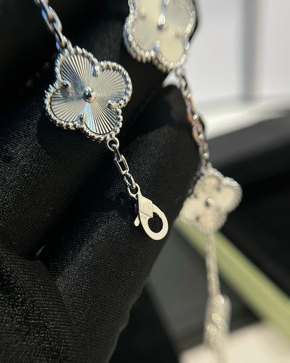 [Elowen Jewels] CLOVER 5 MOTIF LASER BRACELET COLLECTION